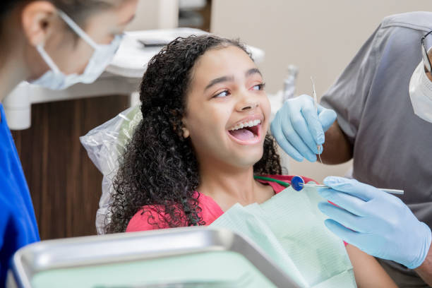 Best Broken or Cracked Tooth Emergency Dentist in Tashua, CT